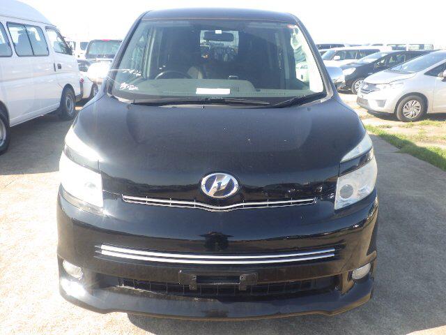 2010 Toyota Voxy